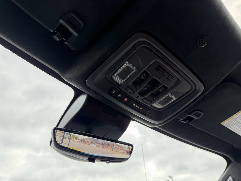 Used 2024 GMC Sierra 1500 Denali Ultimate image 37