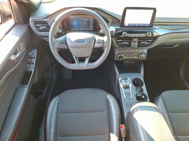 Used 2025 Ford Escape ST-Line image 11