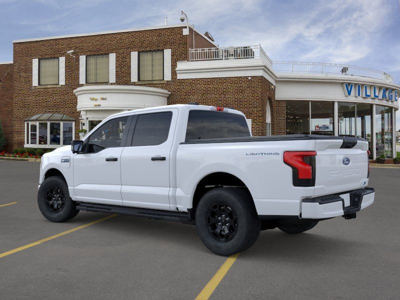 New 2025 Ford F150 Lightning XLT image 4