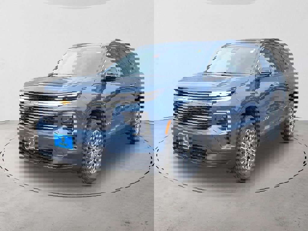 New 2026 Chevrolet Traverse LT w/ Driver Confidence Package AWD/4WD image 1