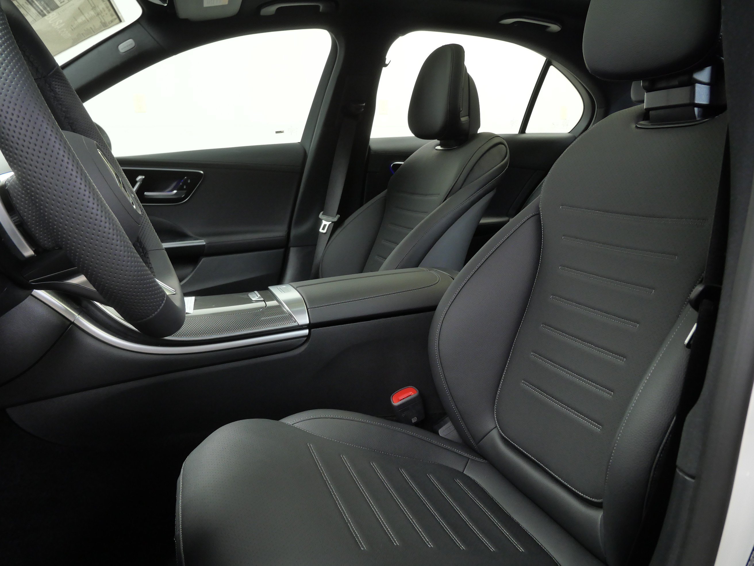 New 2026 Mercedes-Benz C 300 4MATIC Sedan image 9