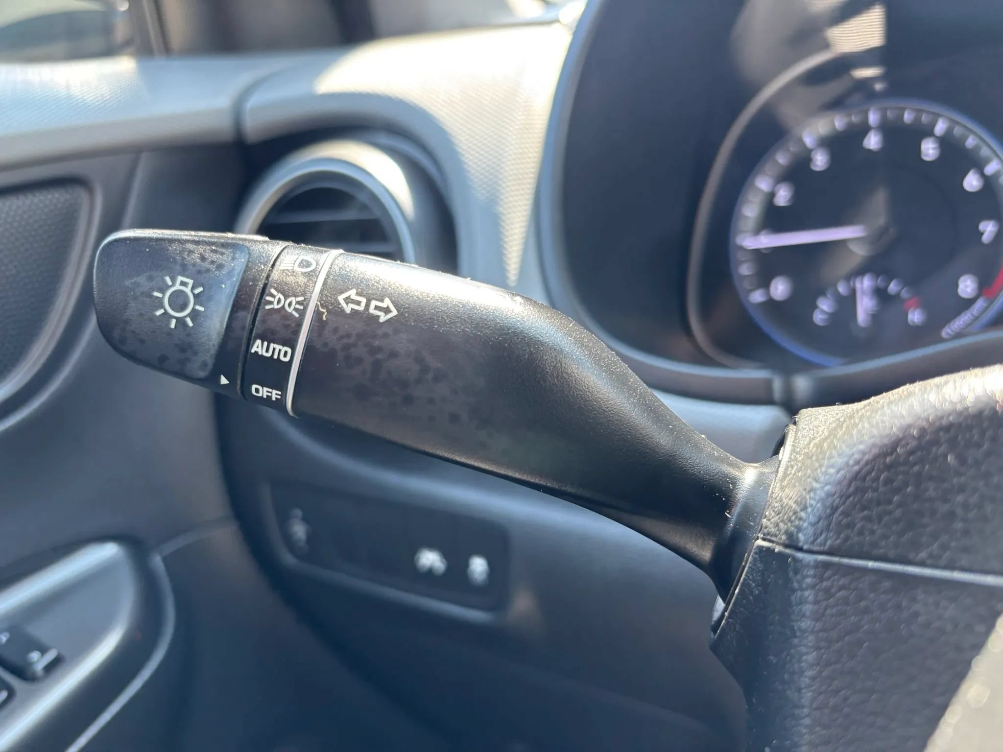 Used 2021 Hyundai Kona SE AWD/4WD image 24
