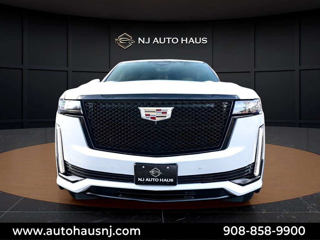 Used 2023 Cadillac Escalade ESV Sport w/ Touring Package AWD/4WD image 3