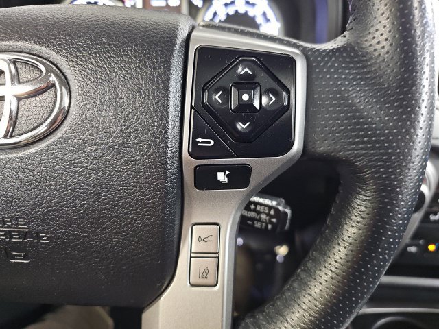 Used 2020 Toyota 4Runner Limited AWD/4WD image 21