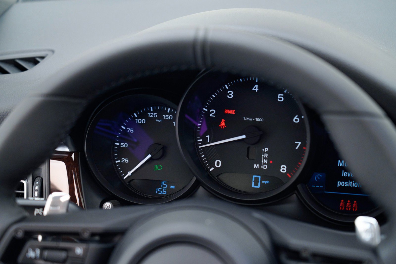 New 2026 Porsche Macan image 18