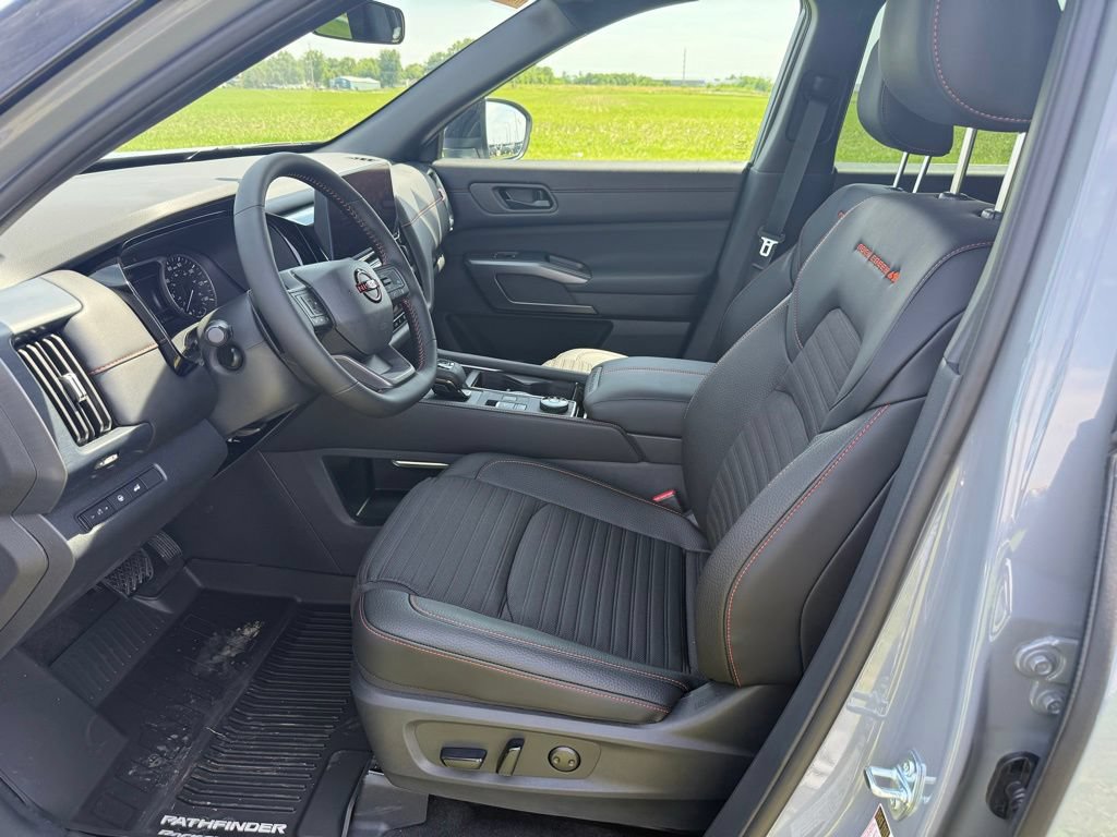 New 2026 Nissan Pathfinder Rock Creek AWD/4WD image 9