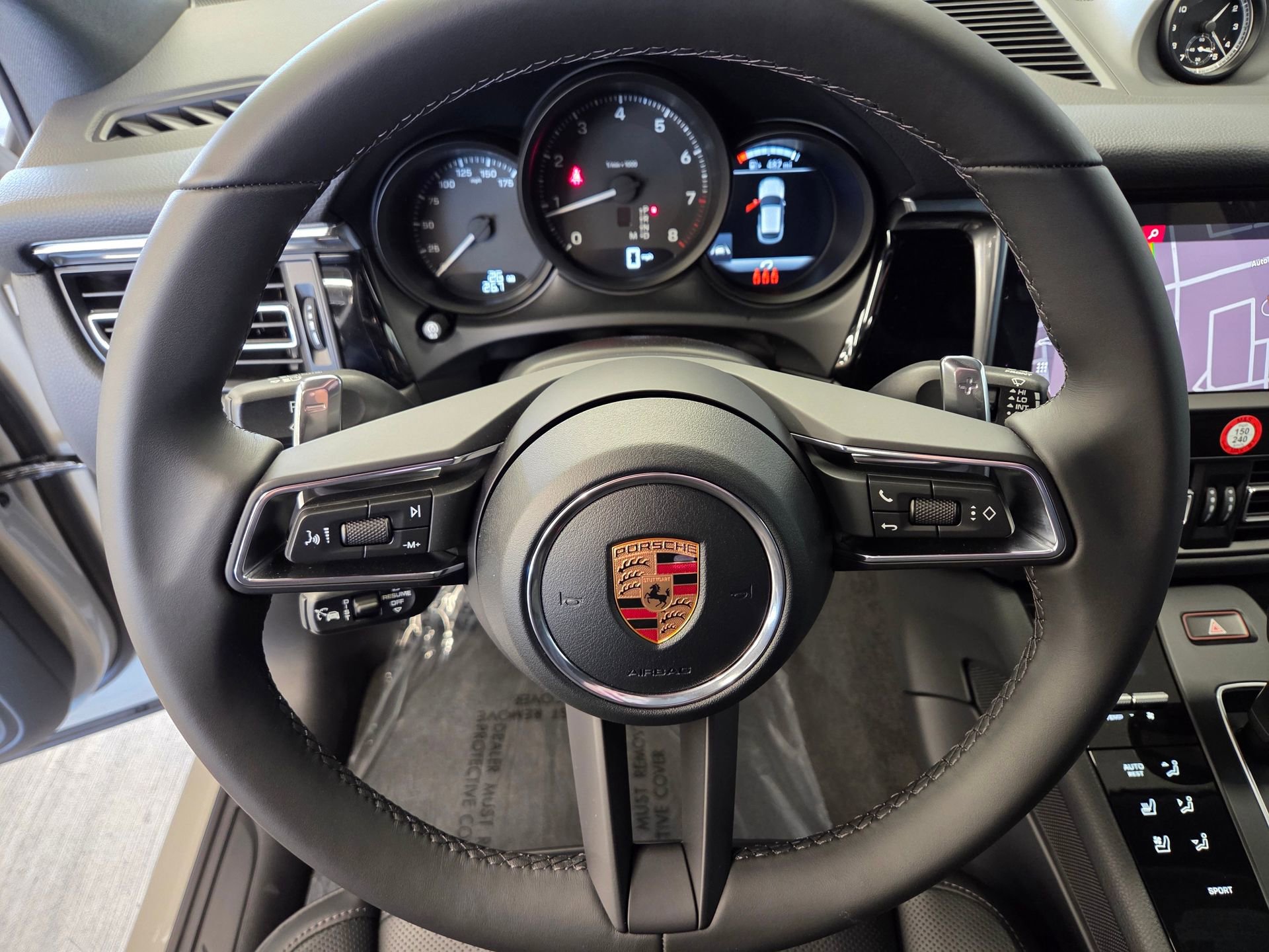 New 2026 Porsche Macan AWD/4WD image 18