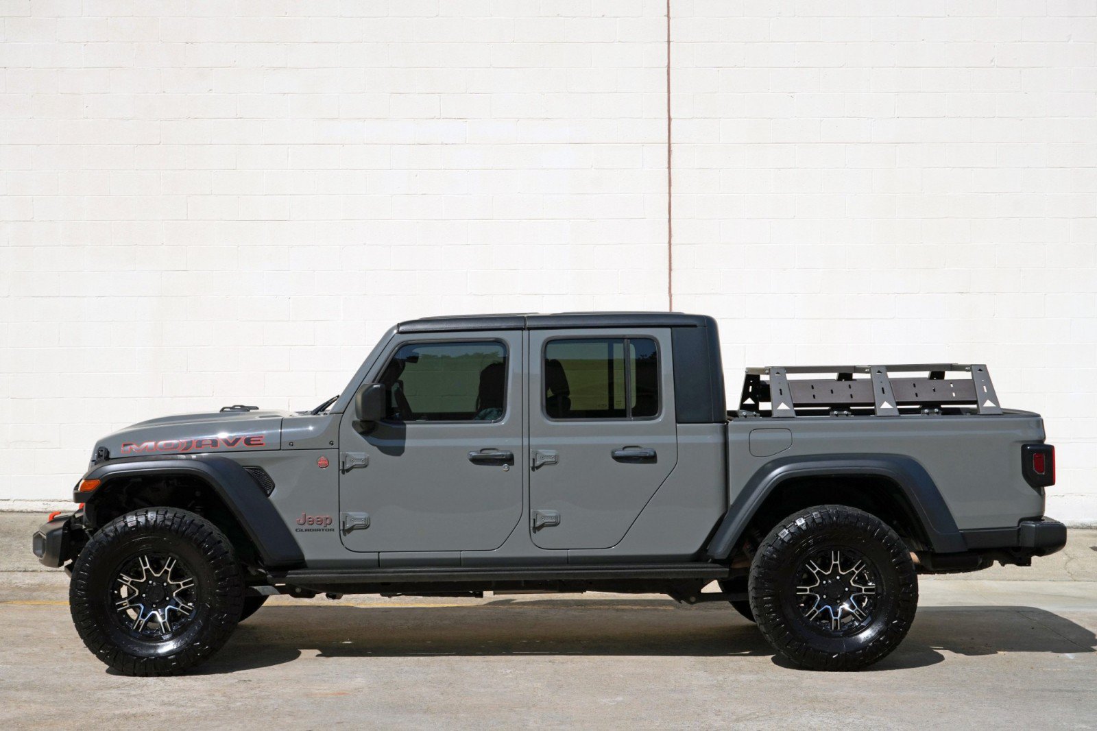 Used 2021 Jeep Gladiator Mojave AWD/4WD image 47