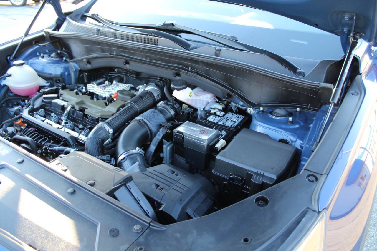 Used 2022 Hyundai Santa Fe Limited image 11