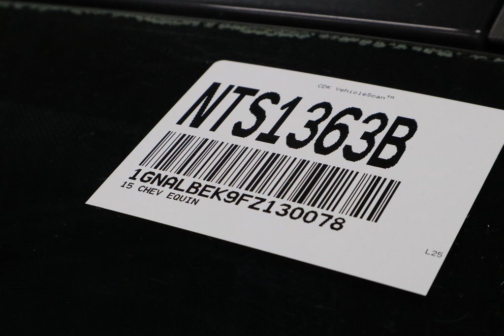 Used 2015 Chevrolet Equinox LT w/ Driver Convenience Package image 34