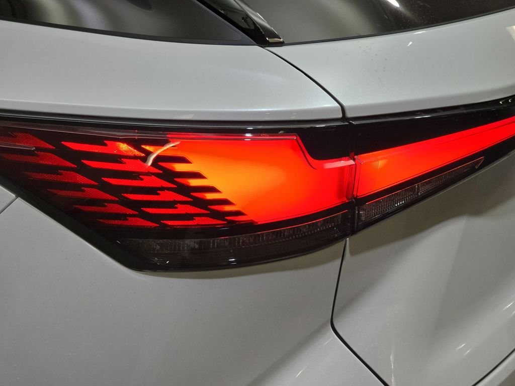 New 2026 Lexus RX 450h AWD image 34