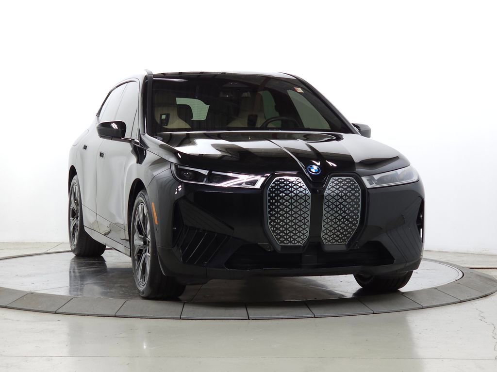 Used 2023 BMW iX xDrive50 w/ Premium Package image 1