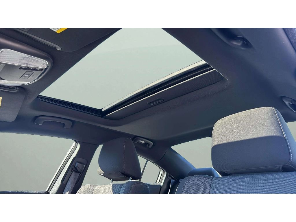 Used 2016 Dodge Charger SXT w/ Navigation & Travel Group image 10