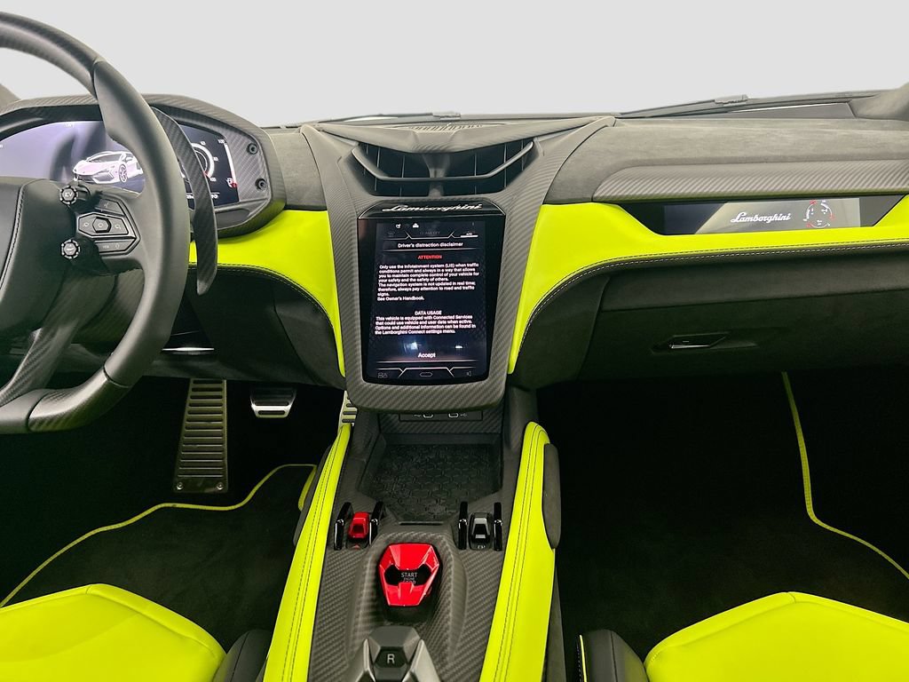 Used 2025 Lamborghini Revuelto AWD/4WD image 13