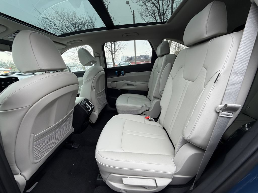 New 2026 Kia Sorento EX w/ EX Premium Package FWD image 26