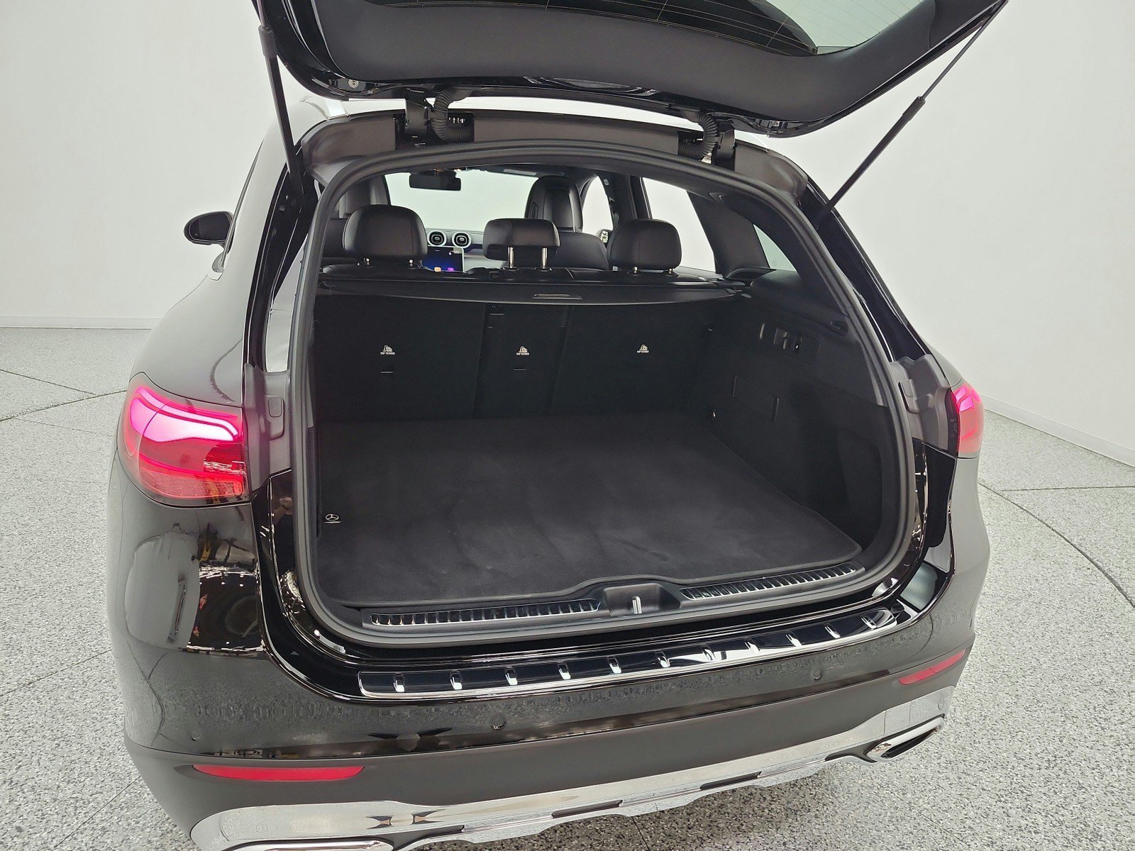Certified 2026 Mercedes-Benz GLC 300 image 20