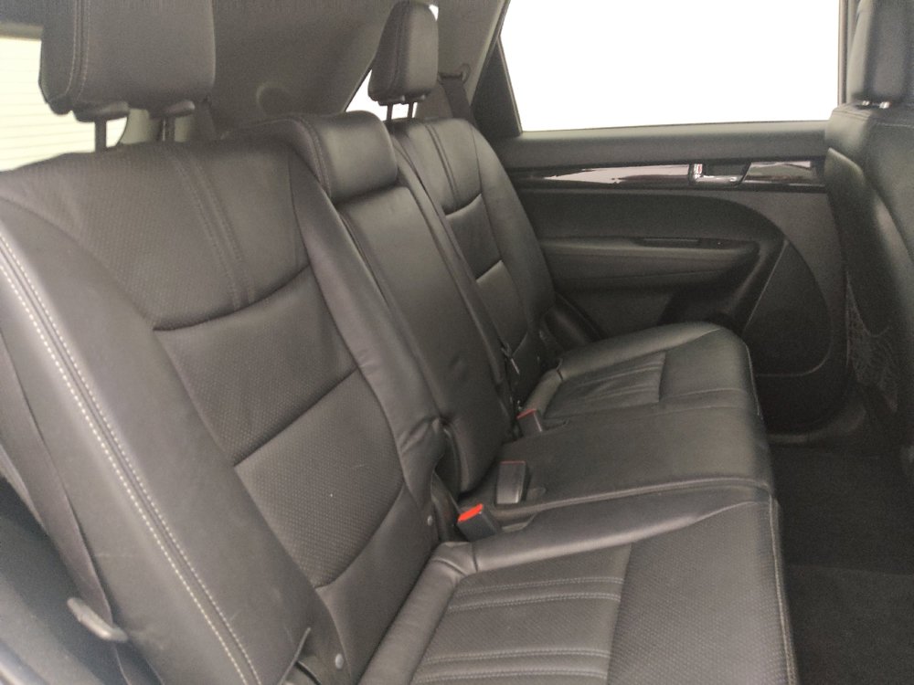 Used 2013 Kia Sorento SX w/ SX Premium Pkg image 19