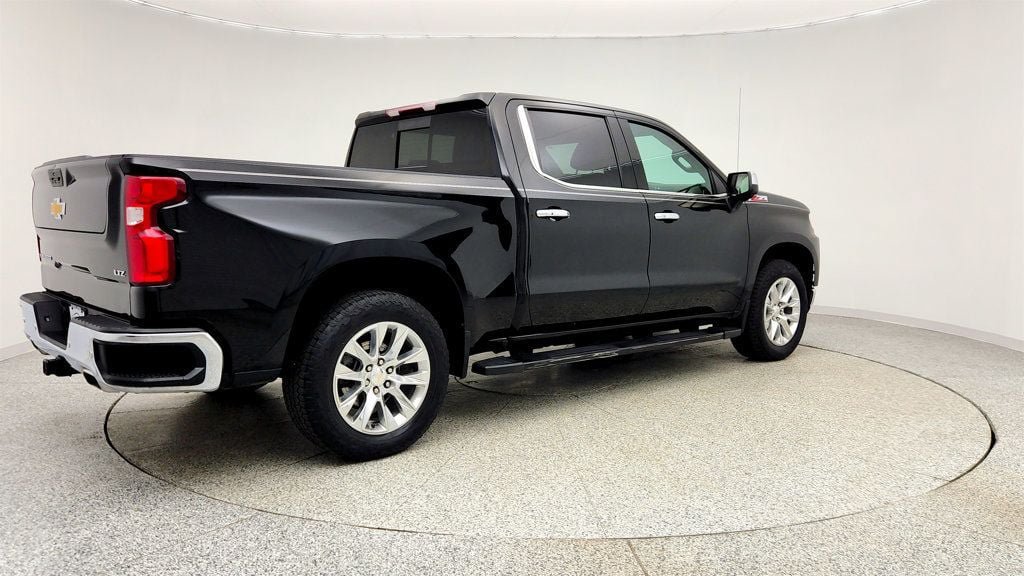 Used 2022 Chevrolet Silverado 1500 LTZ AWD/4WD image 5