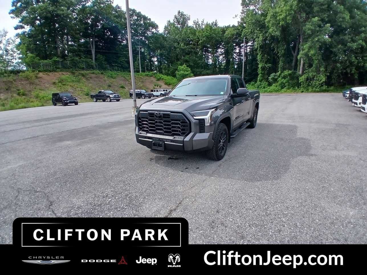 Used 2022 Toyota Tundra SR5 w/ SR5 Premium Package AWD/4WD image 1