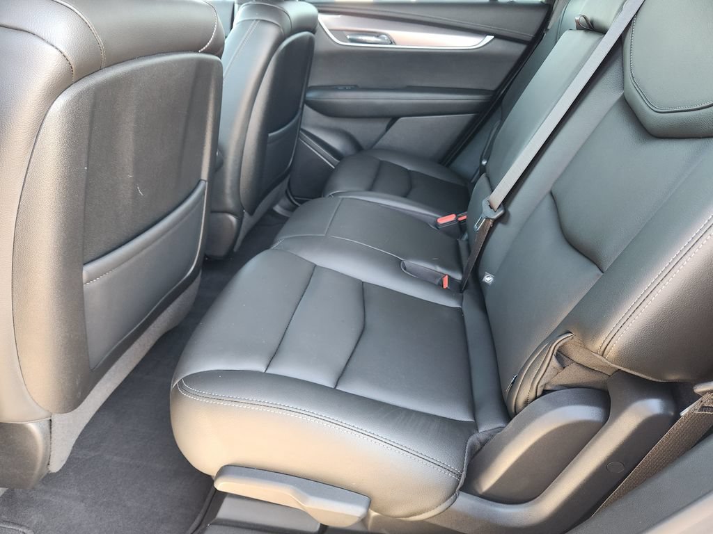 Certified 2023 Cadillac XT6 Luxury FWD image 30