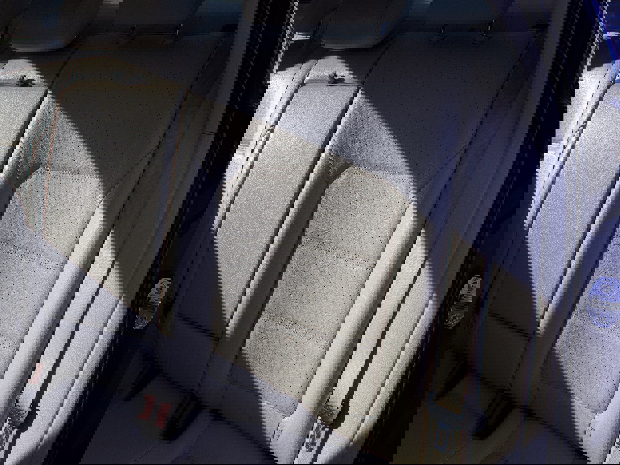 Used 2015 Volkswagen Passat TDI SE image 27