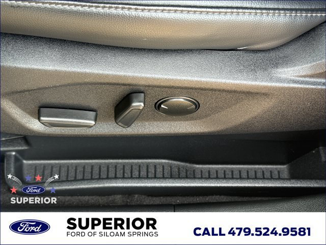 Used 2024 Ford Edge SEL AWD/4WD image 17