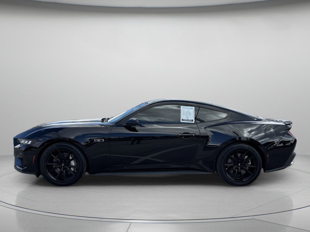 Used 2024 Ford Mustang GT Premium image 5