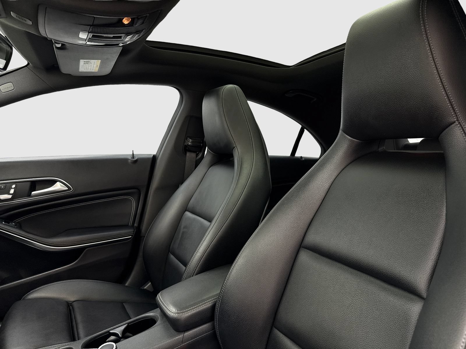 Used 2018 Mercedes-Benz CLA 250 image 15