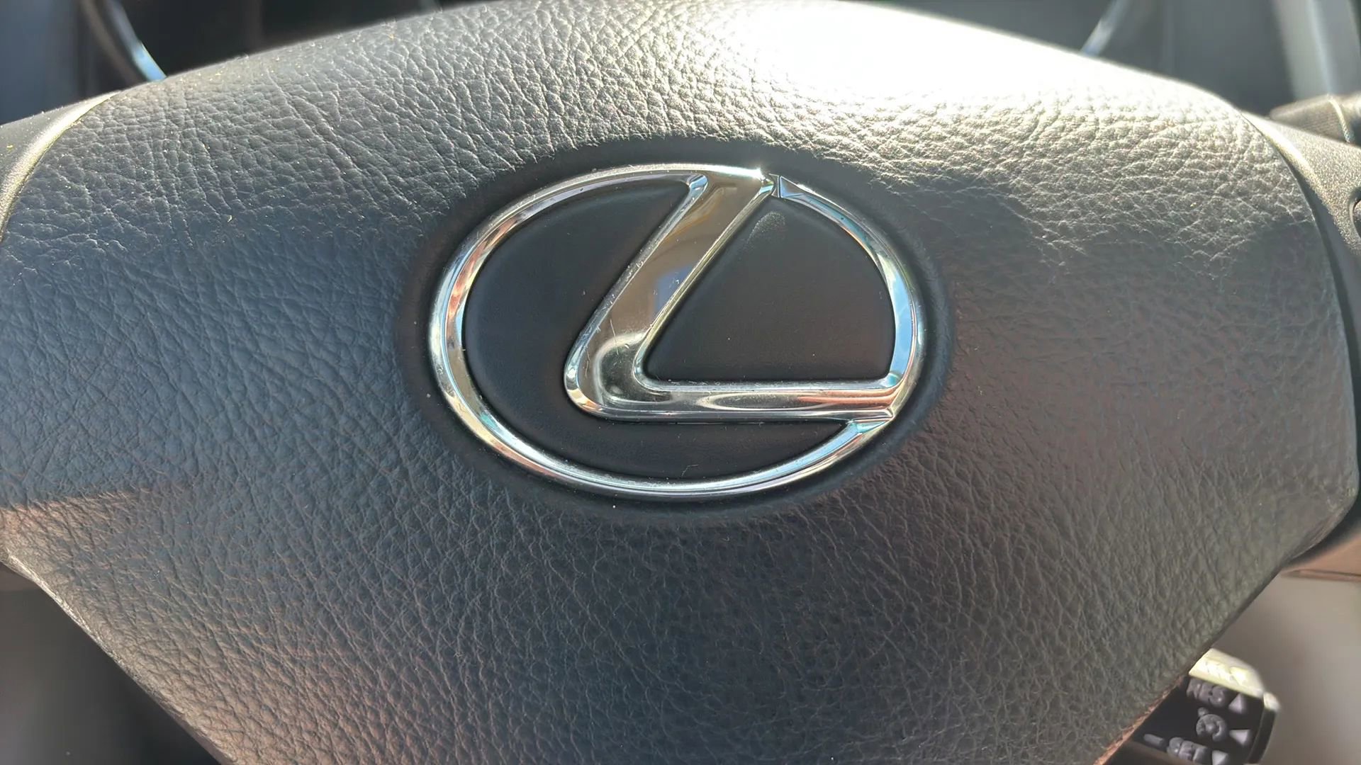 Used 2007 Lexus RX 400h AWD image 42