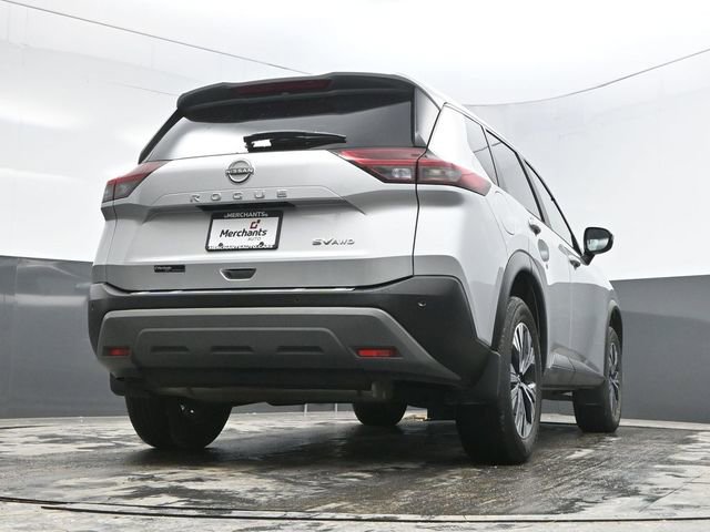 Used 2023 Nissan Rogue SV image 37