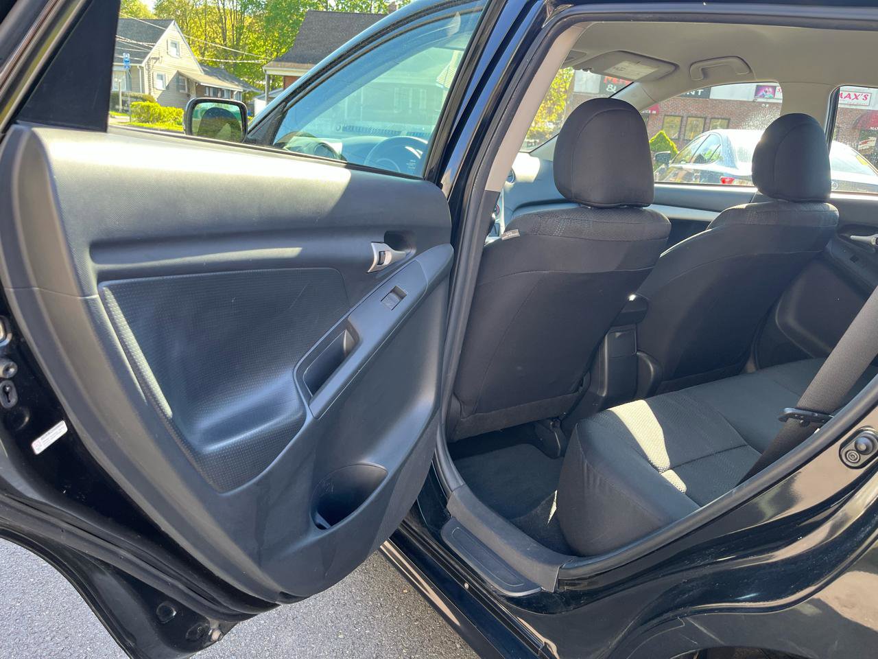 Used 2013 Toyota Matrix L FWD image 18