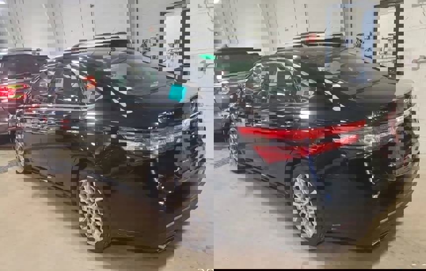 Used 2015 Toyota Avalon XLE Touring image 5