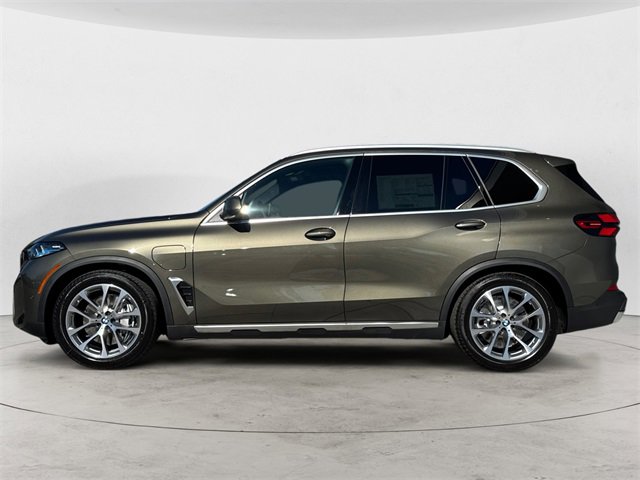 New 2026 BMW X5 xDrive50e w/ Executive Package image 4