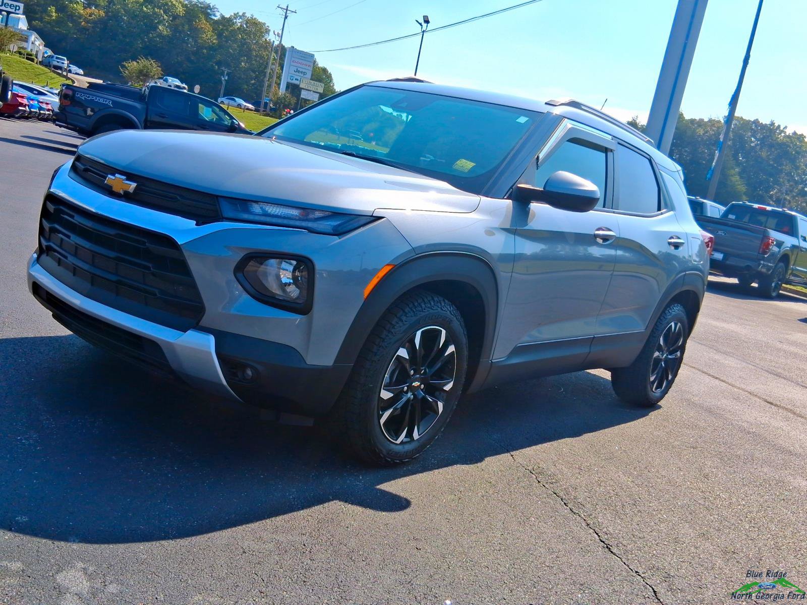 Used 2023 Chevrolet TrailBlazer LT FWD image 25