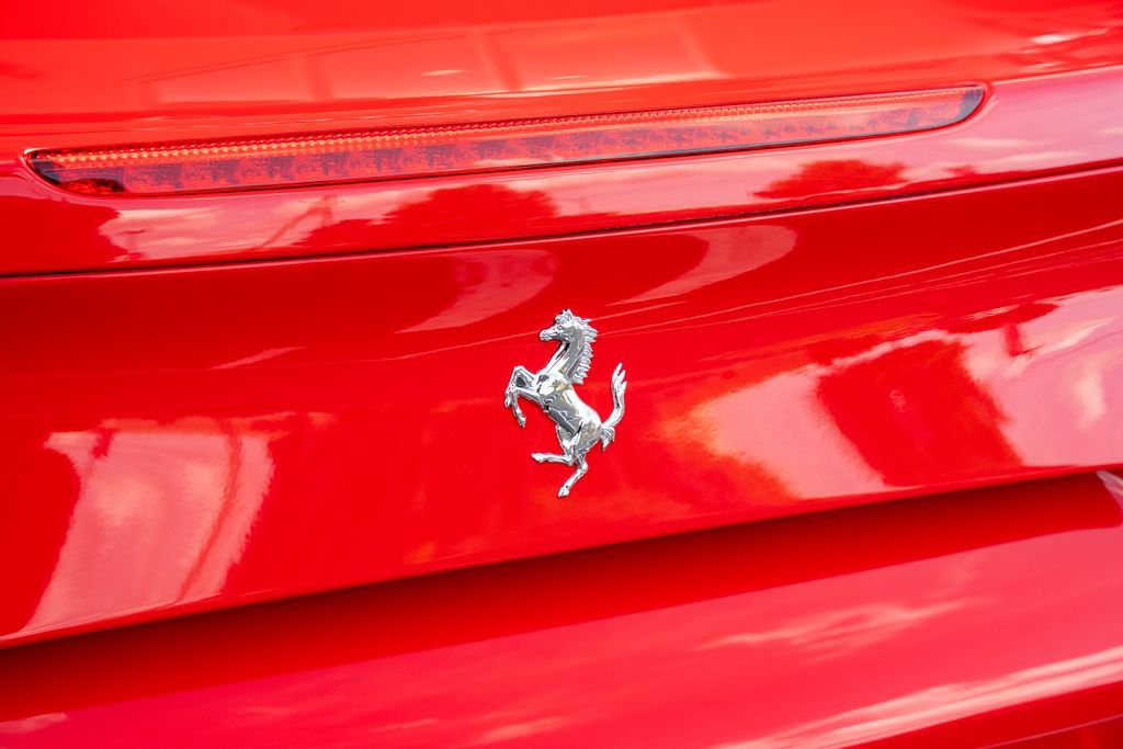 Used 2018 Ferrari 488 Spider RWD image 18