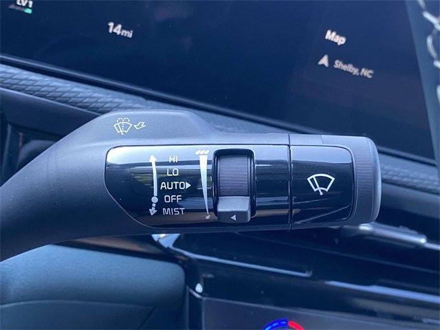 New 2025 Kia EV6 Wind image 20