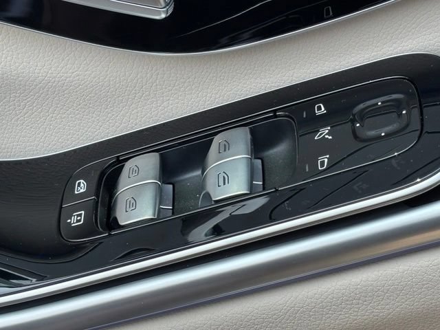 Used 2026 Mercedes-Benz S 500 4MATIC image 36