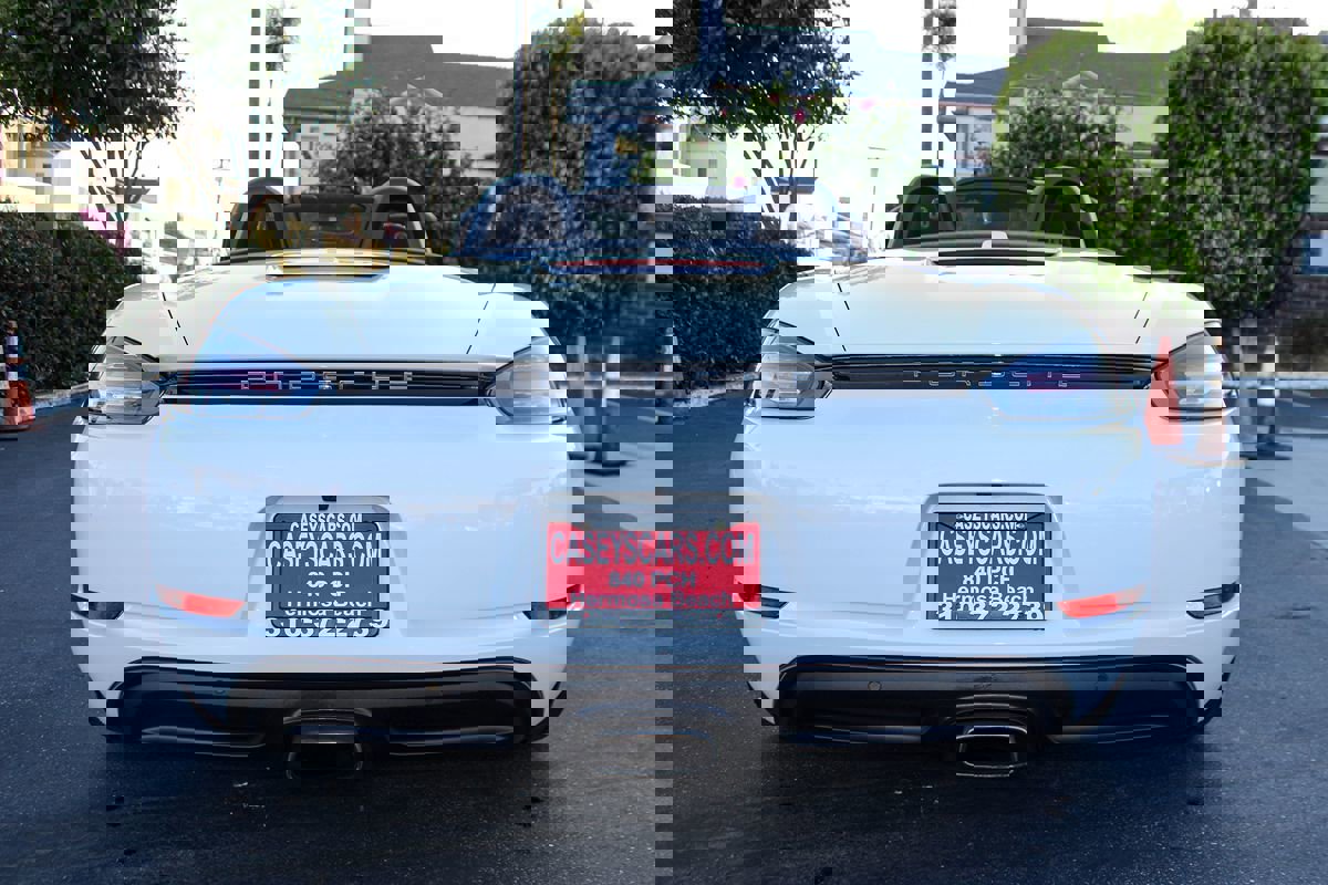 Used 2018 Porsche 718 Boxster RWD image 5