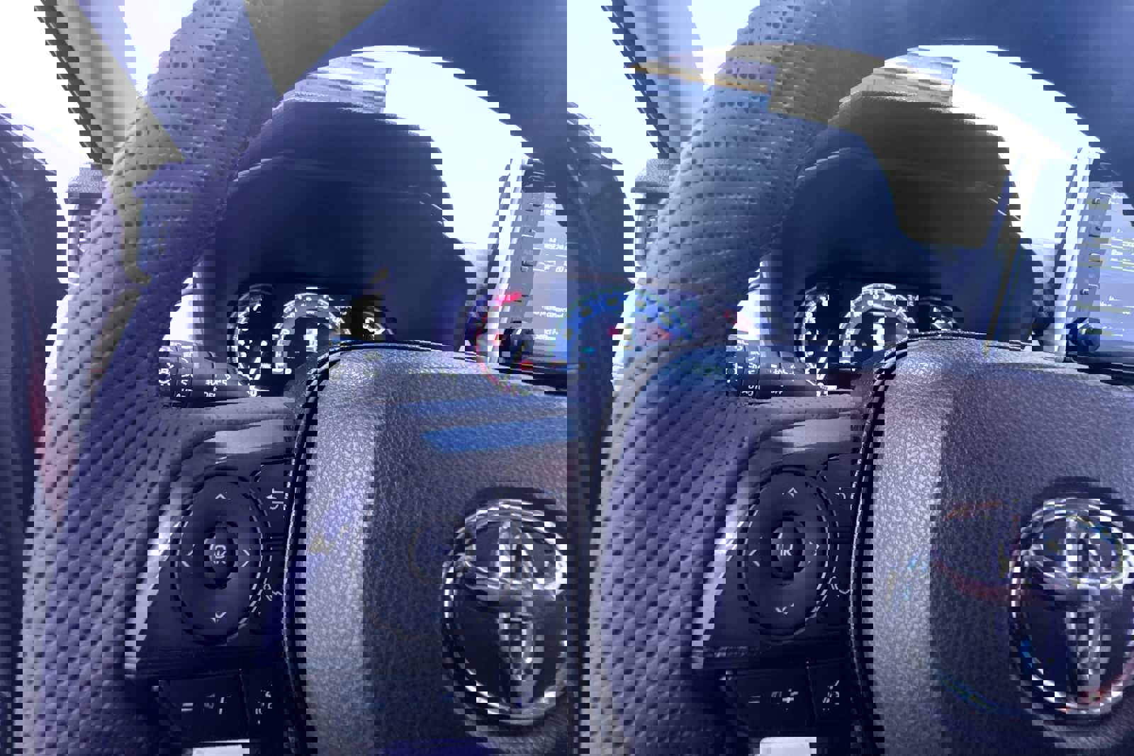 Used 2019 Toyota RAV4 Adventure image 20