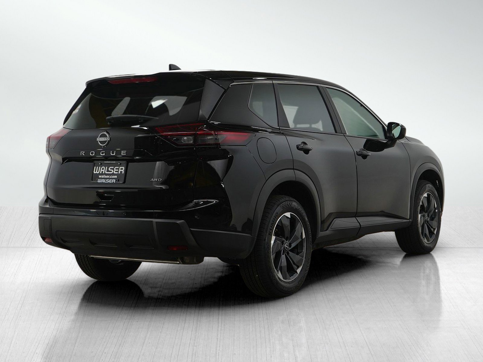 Used 2025 Nissan Rogue SV image 5
