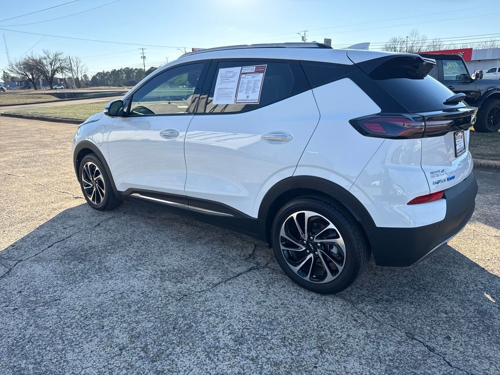 Used 2023 Chevrolet Bolt EUV Premier w/ Sun & Sound Package image 5