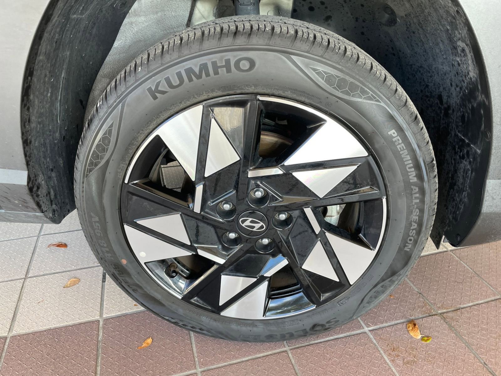 Used 2025 Hyundai Kona SEL image 31