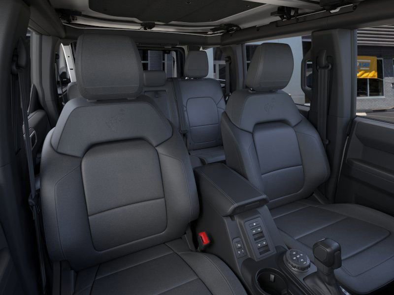 New 2025 Ford Bronco Badlands image 10