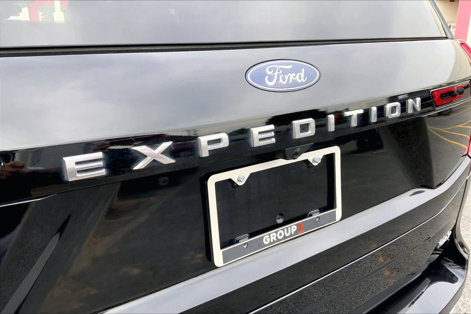 Used 2025 Ford Expedition Max Platinum AWD/4WD image 31