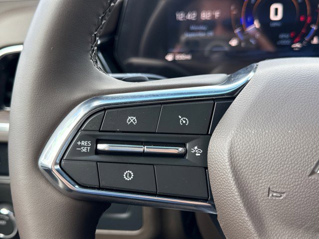 New 2026 Chevrolet Suburban LT w/ Comfort Package image 37