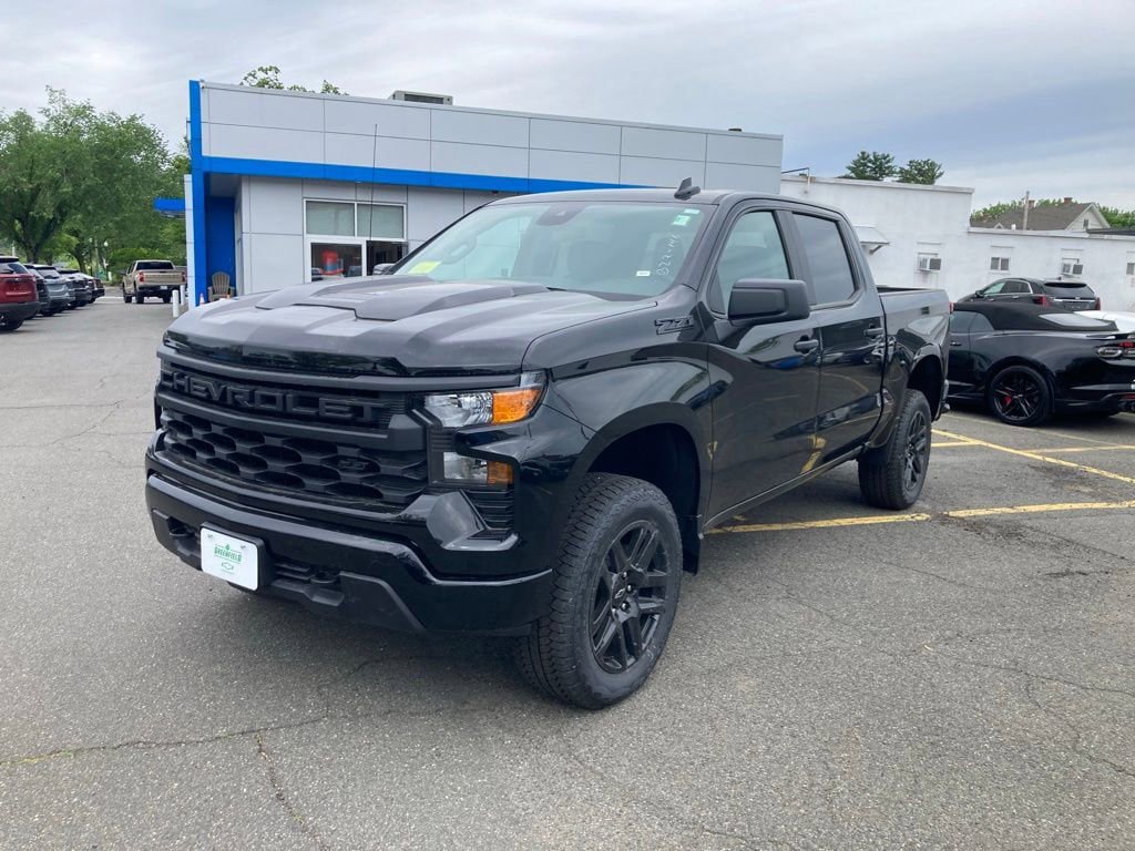 New 2026 Chevrolet Silverado 1500 Custom Trail Boss AWD/4WD image 3