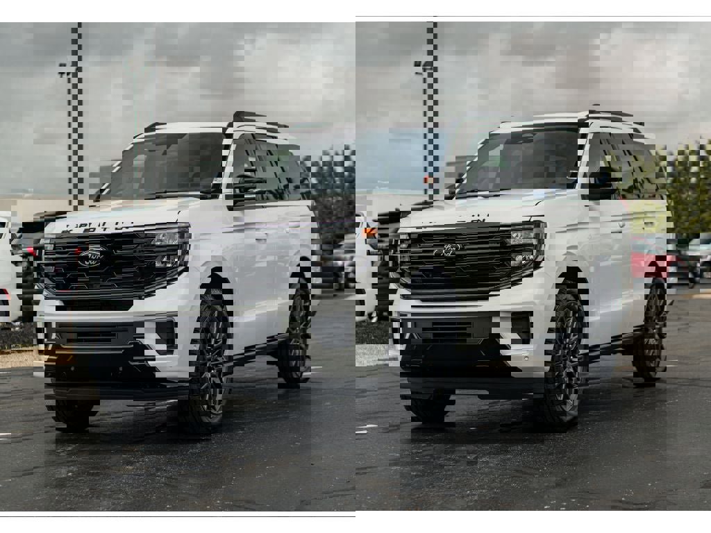 New 2025 Ford Expedition Platinum w/ Stealth Performance Package image 2
