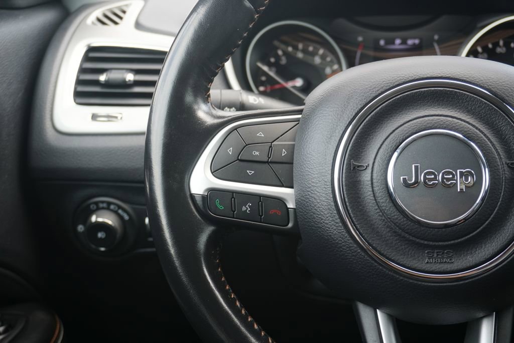 Used 2019 Jeep Compass Latitude image 15