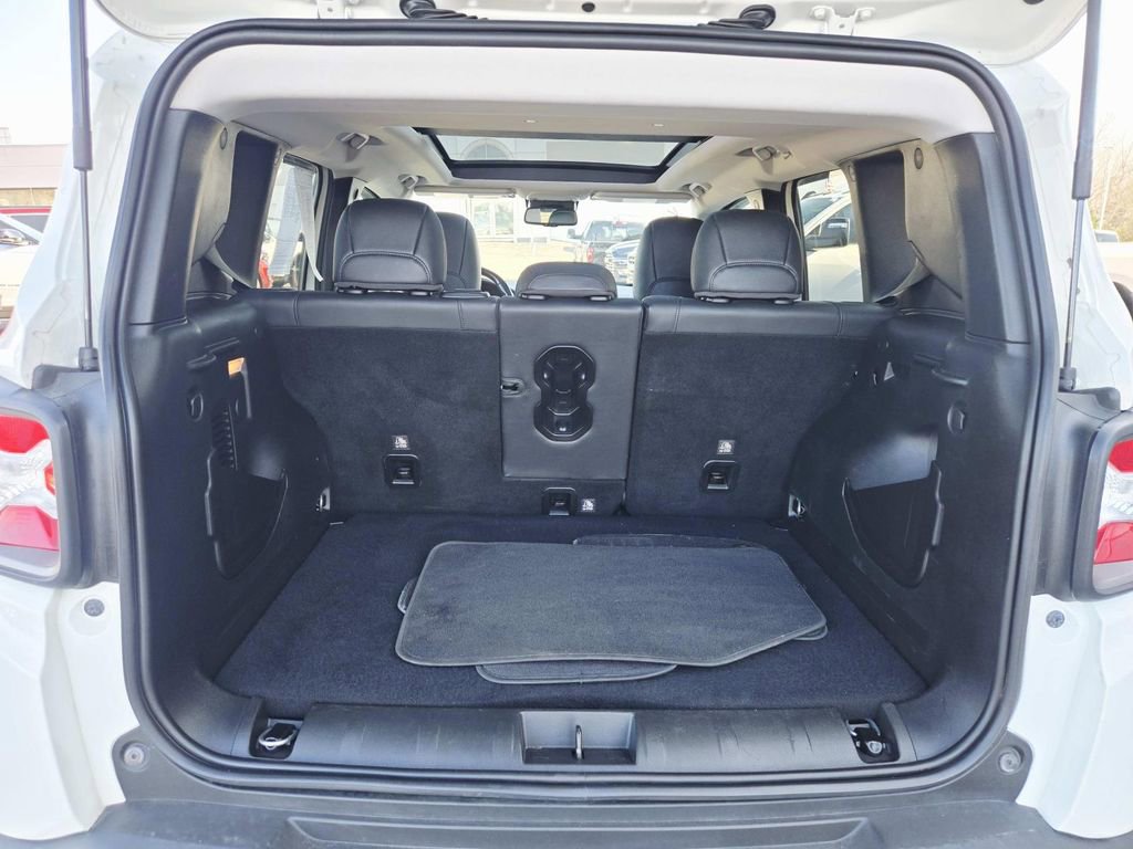 Used 2020 Jeep Renegade Limited image 14