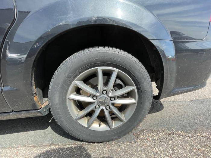 Used 2015 Dodge Grand Caravan SE FWD image 14